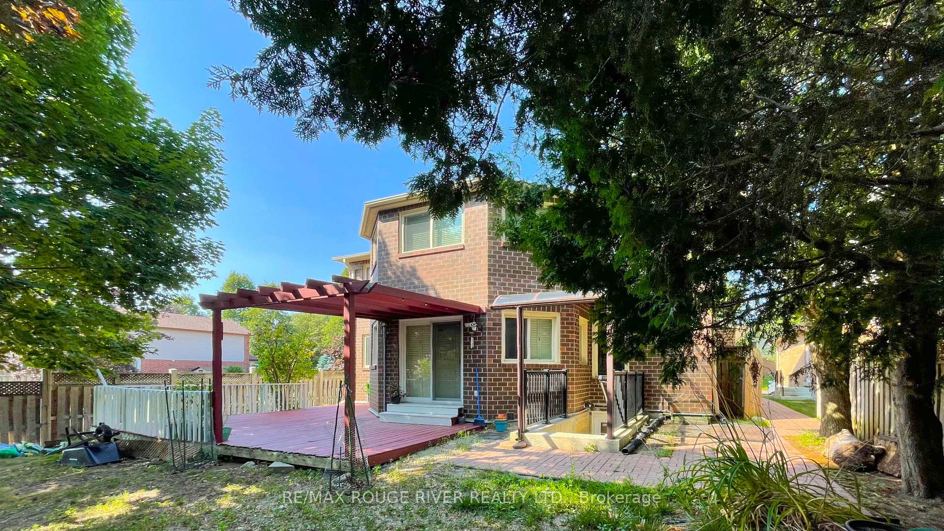 Photo 25 of Unit Bsmt, 1101 Windgrove Square, Pickering, Liverpool — HOMEH