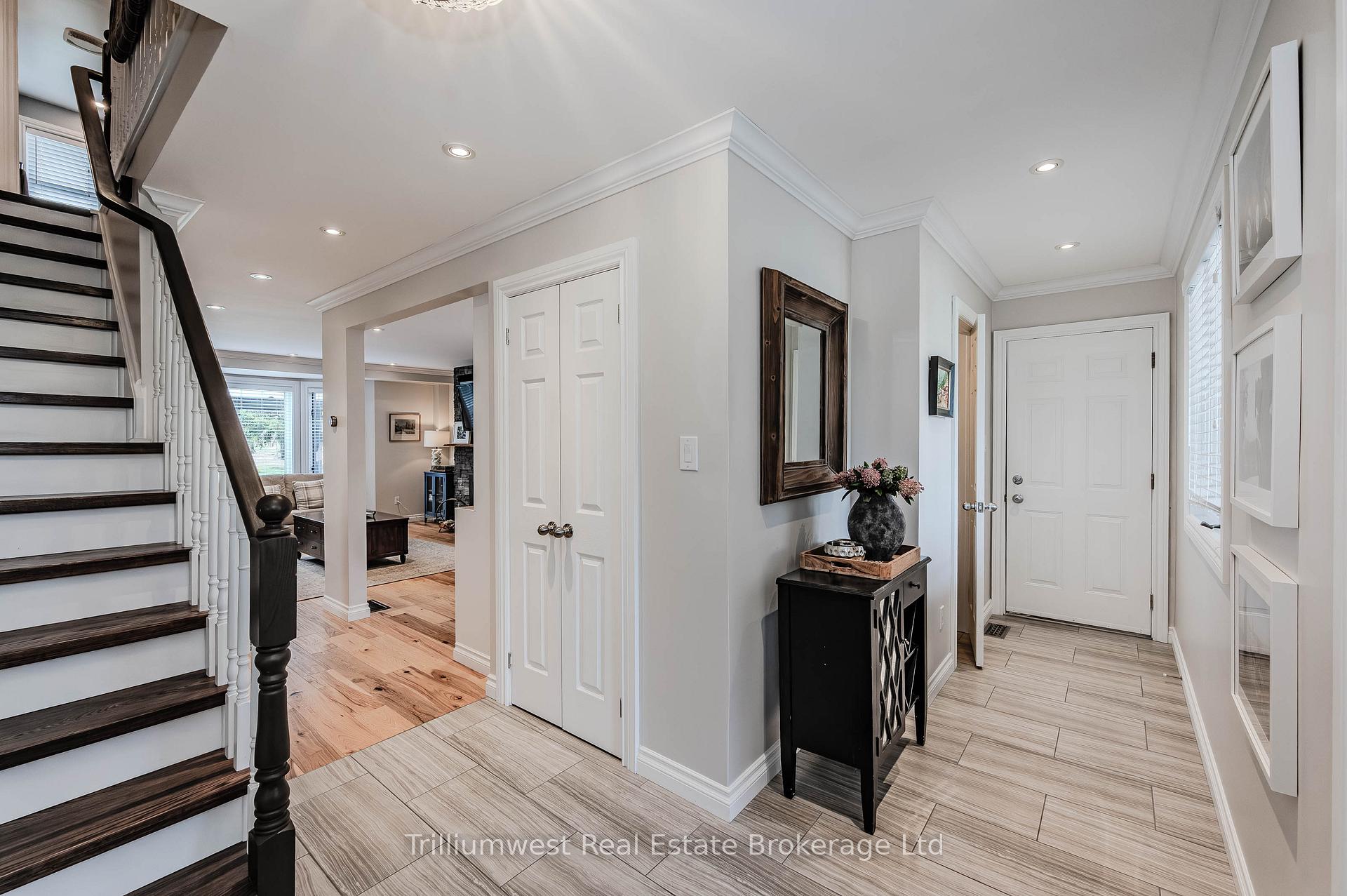Photo 5 of 4032 Maddaugh Road, Puslinch, Crieff/Aikensville/Killean — HOMEH