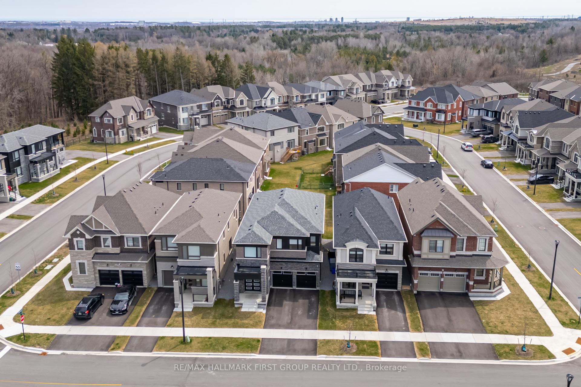 Photo 2 of 1519 Honey Locust Place, Pickering, Rural Pickering — HOMEH