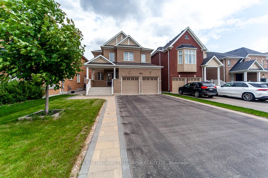 Photo 1 of 1825 Douglas Langtree Drive, Oshawa, Taunton — HOMEH