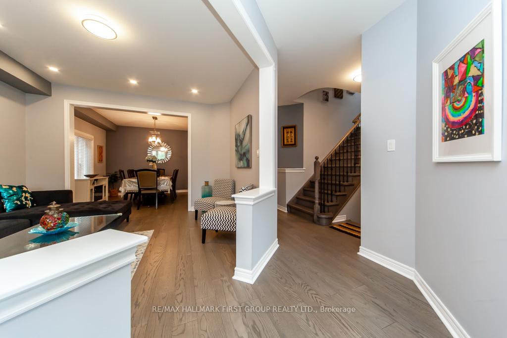 Photo 5 of 1825 Douglas Langtree Drive, Oshawa, Taunton — HOMEH
