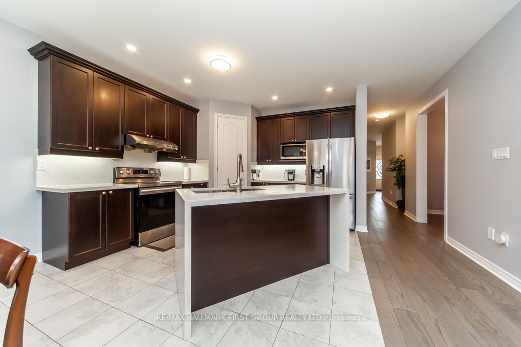 Photo 20 of 1825 Douglas Langtree Drive, Oshawa, Taunton — HOMEH