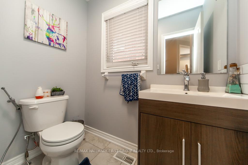 Photo 25 of 1825 Douglas Langtree Drive, Oshawa, Taunton — HOMEH