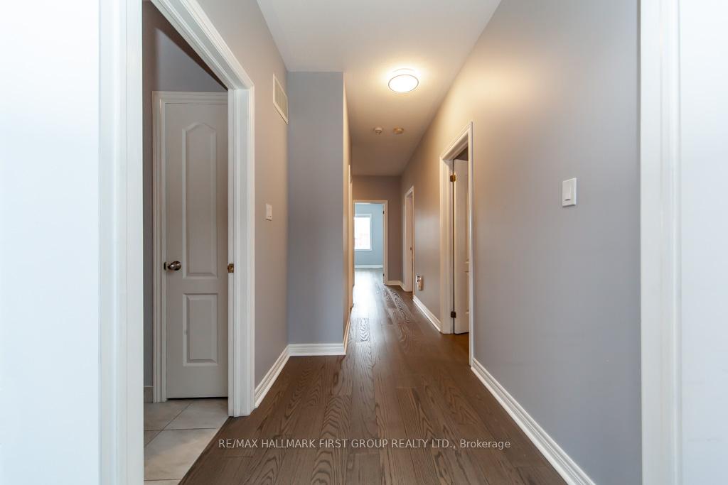 Photo 26 of 1825 Douglas Langtree Drive, Oshawa, Taunton — HOMEH
