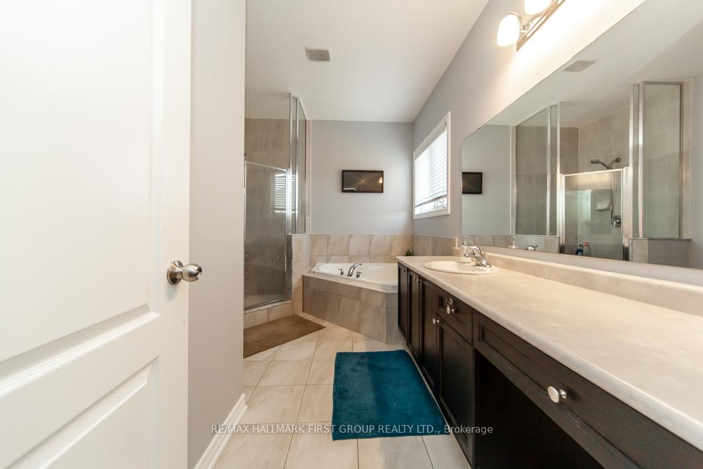 Photo 31 of 1825 Douglas Langtree Drive, Oshawa, Taunton — HOMEH