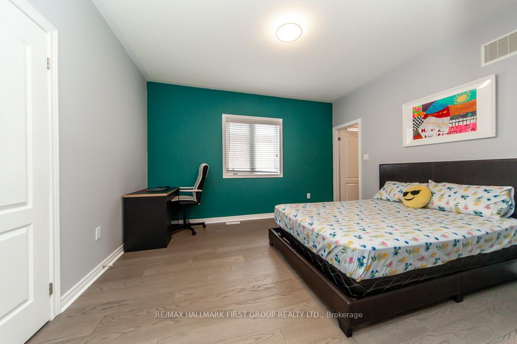 Photo 33 of 1825 Douglas Langtree Drive, Oshawa, Taunton — HOMEH
