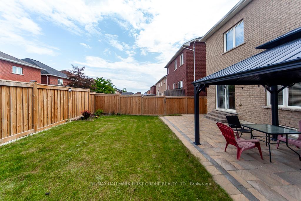 Photo 45 of 1825 Douglas Langtree Drive, Oshawa, Taunton — HOMEH