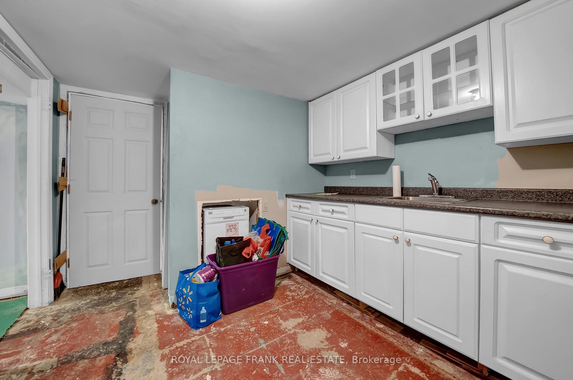 Photo 20 of 1994 Glendale Drive, Pickering, Liverpool — HOMEH