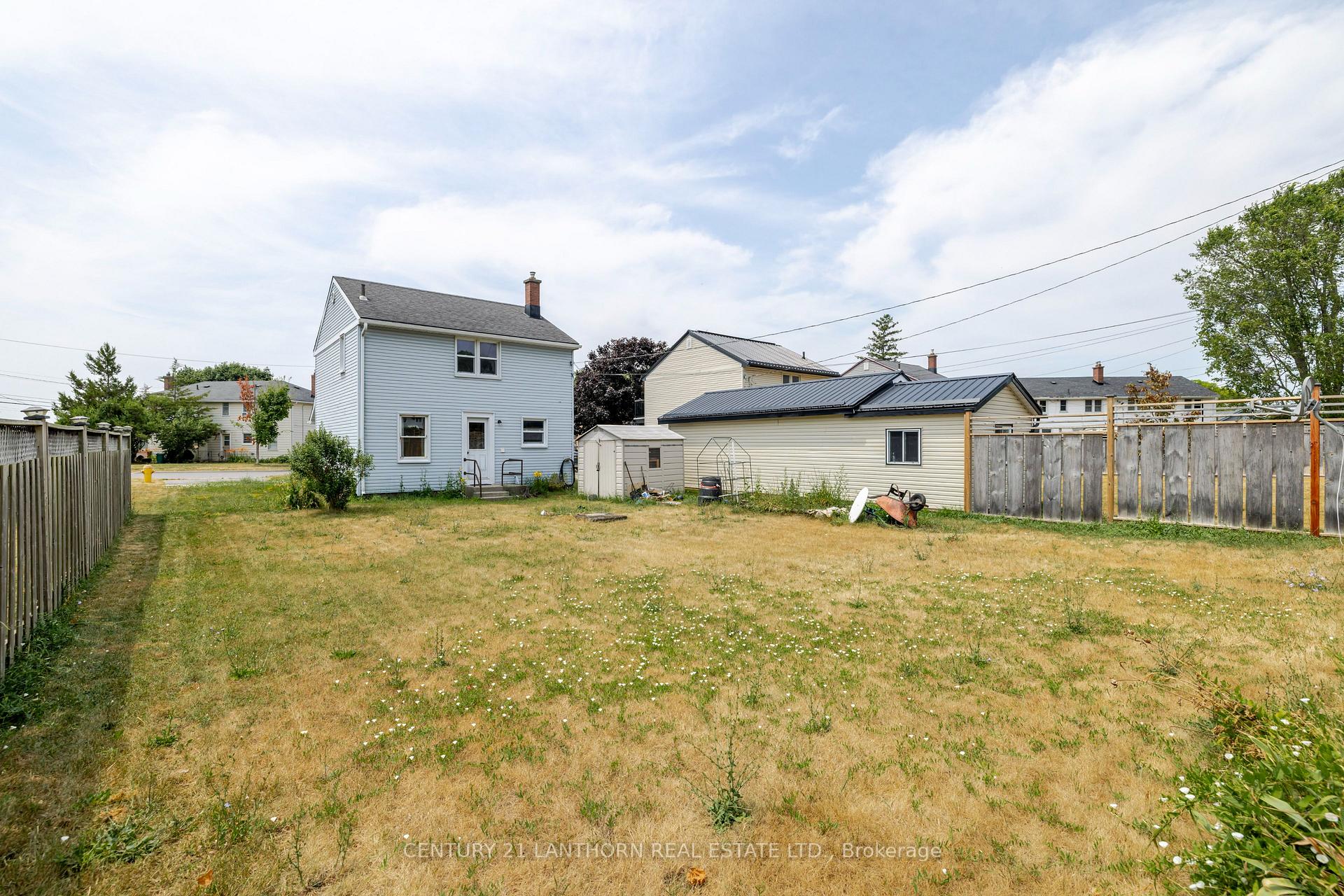 Photo 23 of 6 Inkerman Avenue, Prince Edward County, Hallowell Ward — HOMEH