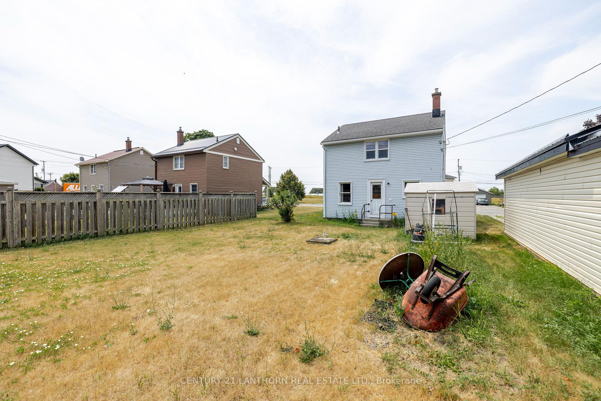 Photo 24 of 6 Inkerman Avenue, Prince Edward County, Hallowell Ward — HOMEH