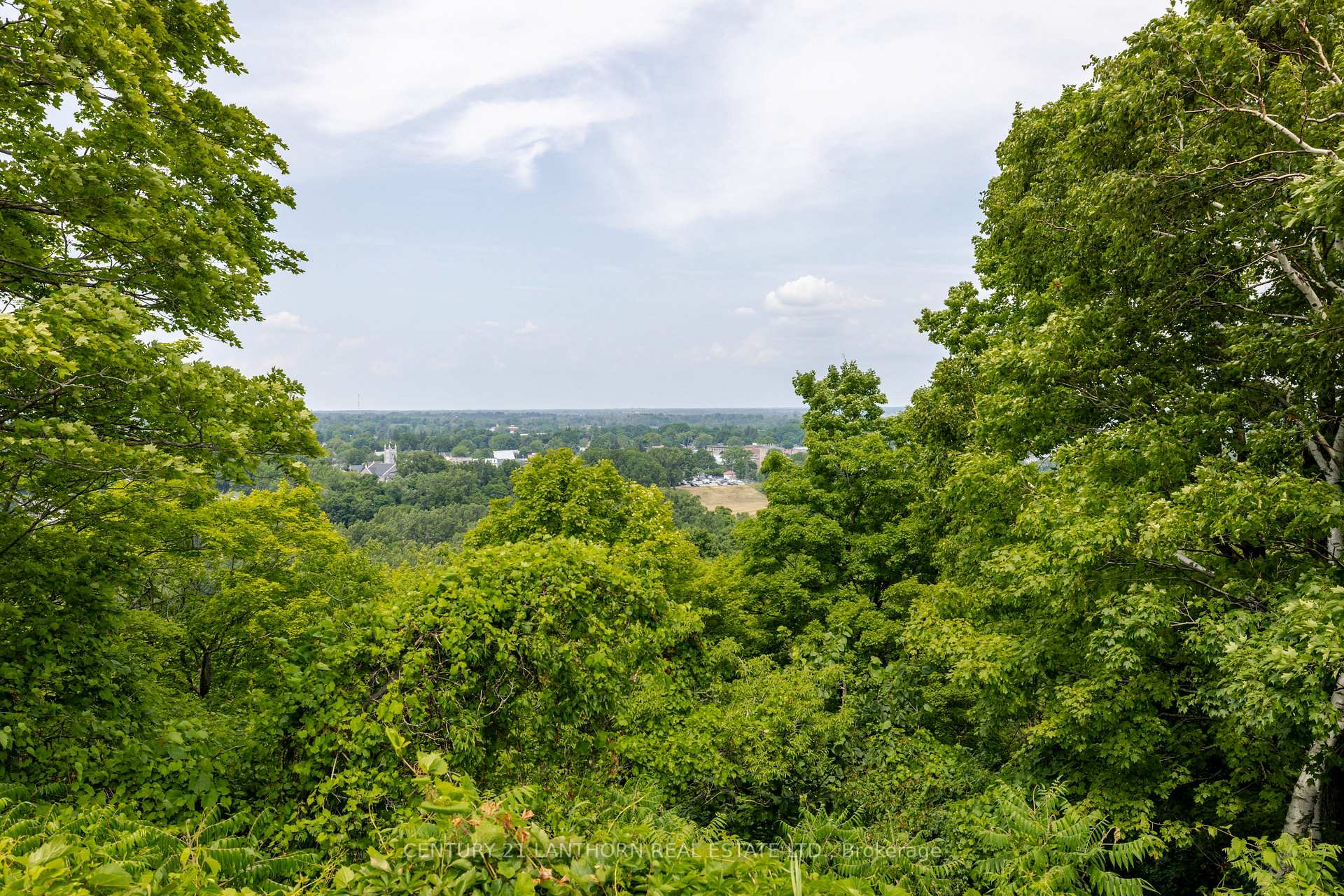 Photo 27 of 6 Inkerman Avenue, Prince Edward County, Hallowell Ward — HOMEH