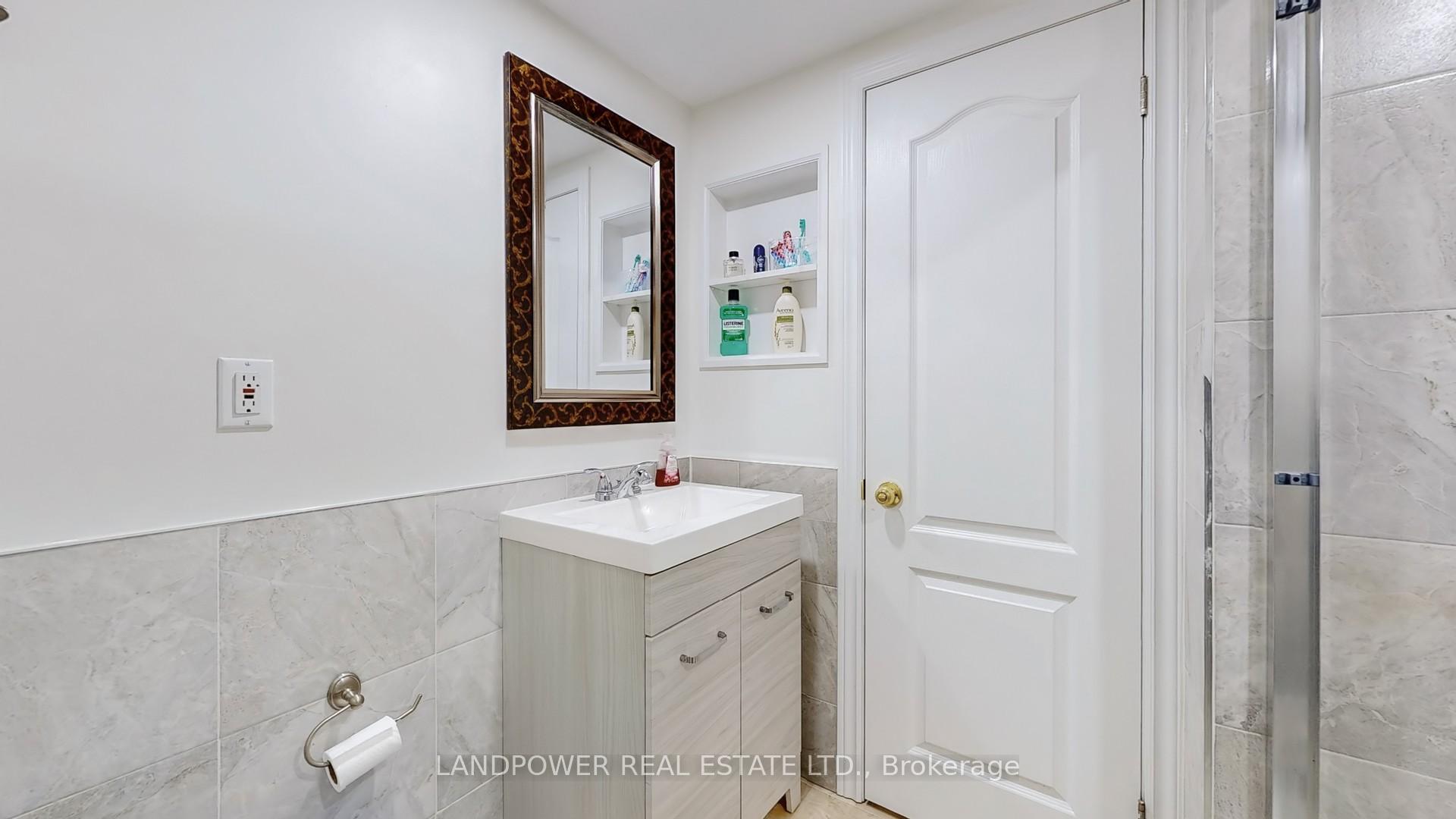 Photo 31 of 825 Naroch Boulevard, Pickering, Bay Ridges — HOMEH