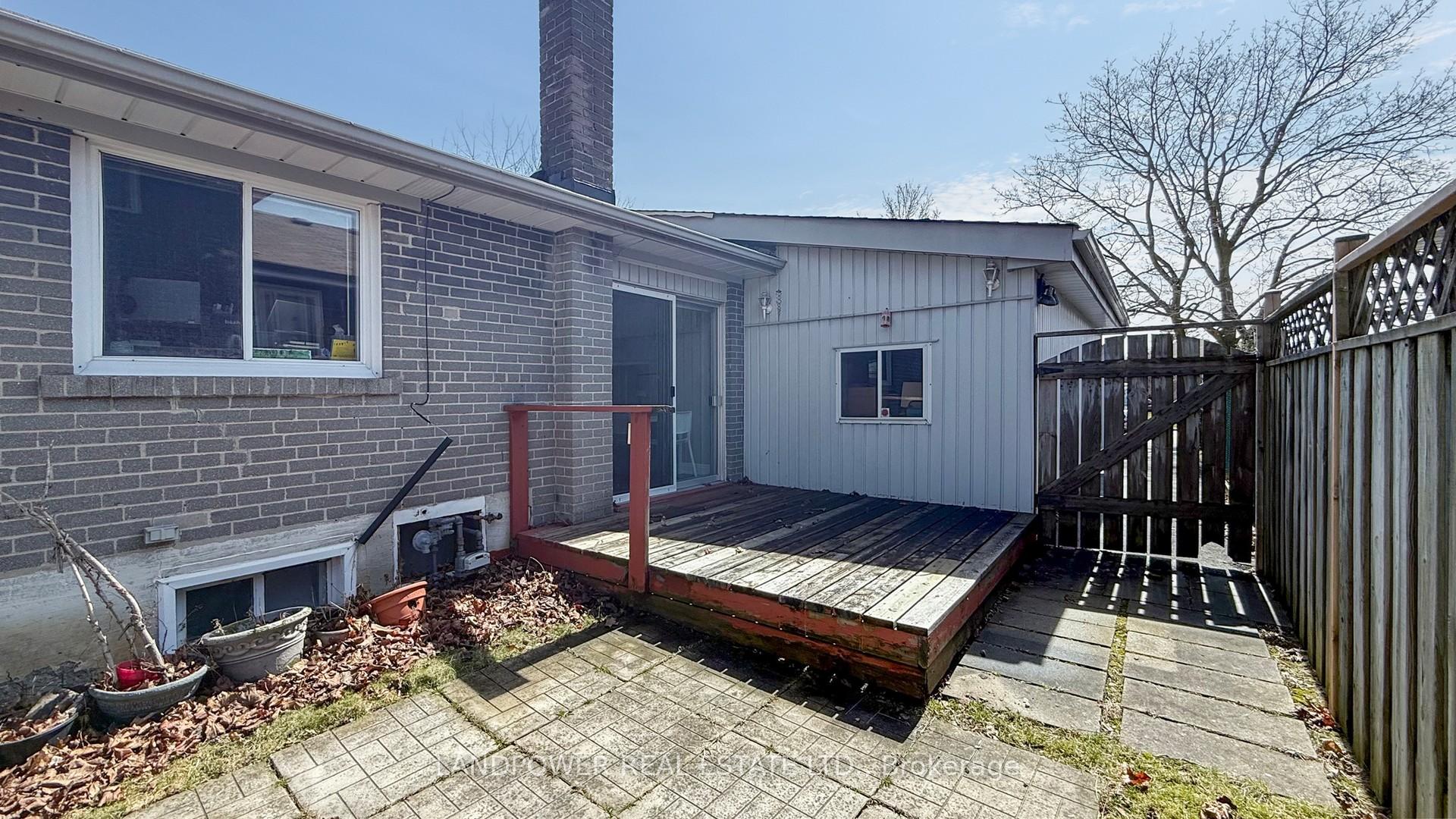 Photo 36 of 825 Naroch Boulevard, Pickering, Bay Ridges — HOMEH
