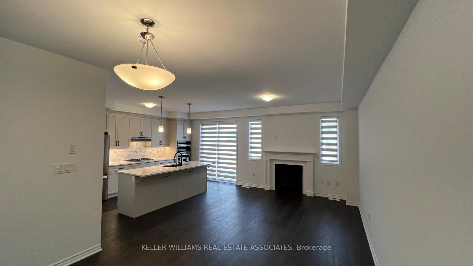 Photo 3 of 1219 Ferguson Drive, Milton, Bowes — HOMEH