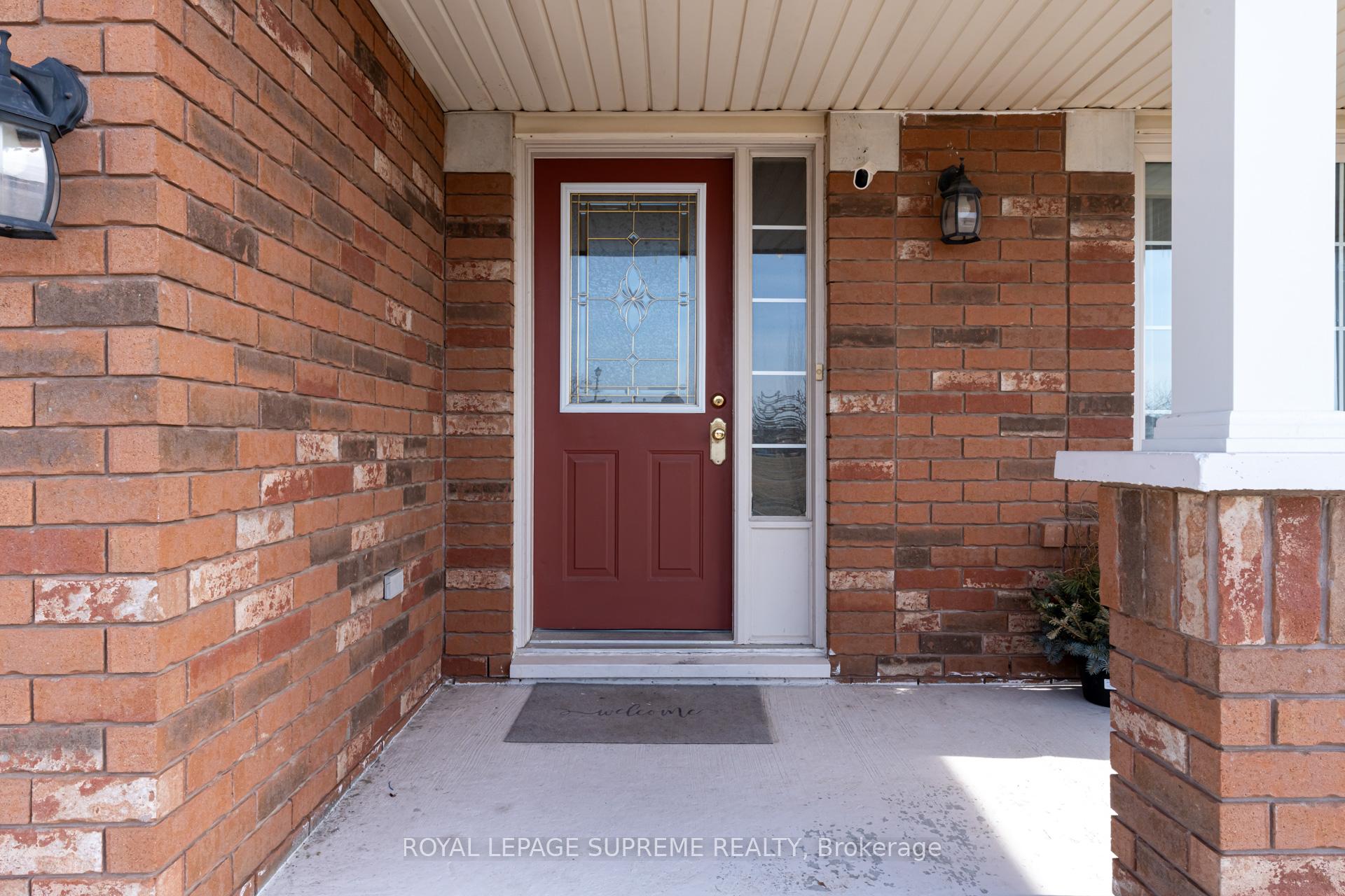 Photo 4 of 433 Trudeau Drive, Milton, Clarke — HOMEH