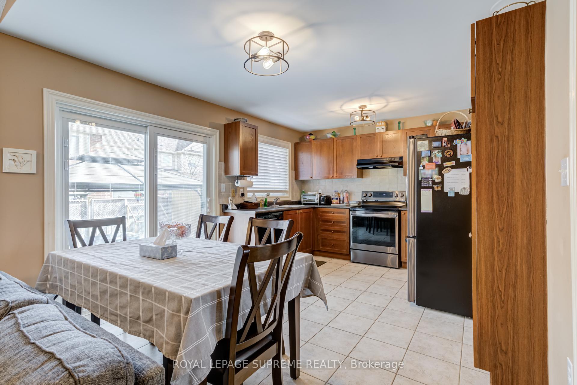 Photo 13 of 433 Trudeau Drive, Milton, Clarke — HOMEH