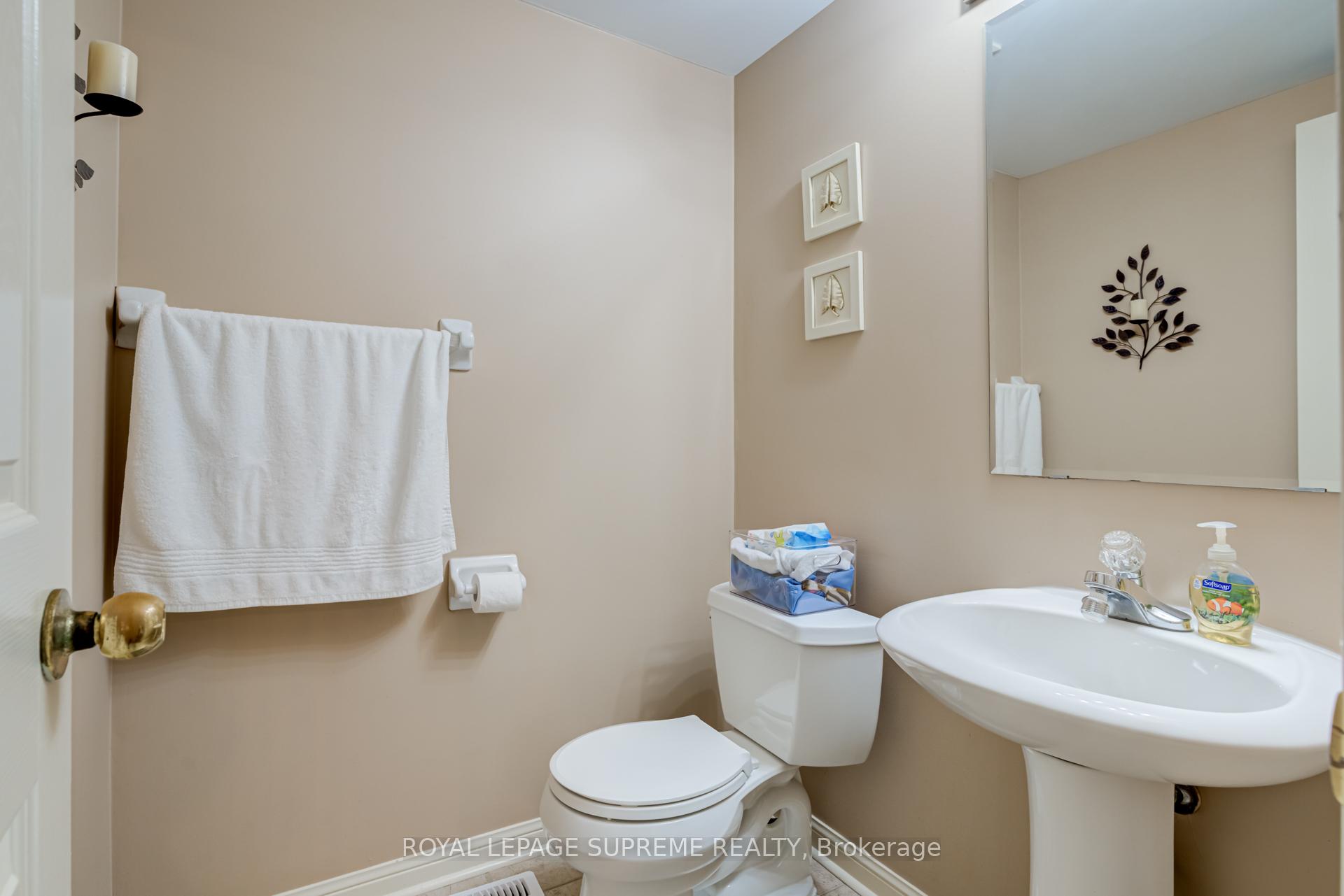 Photo 22 of 433 Trudeau Drive, Milton, Clarke — HOMEH