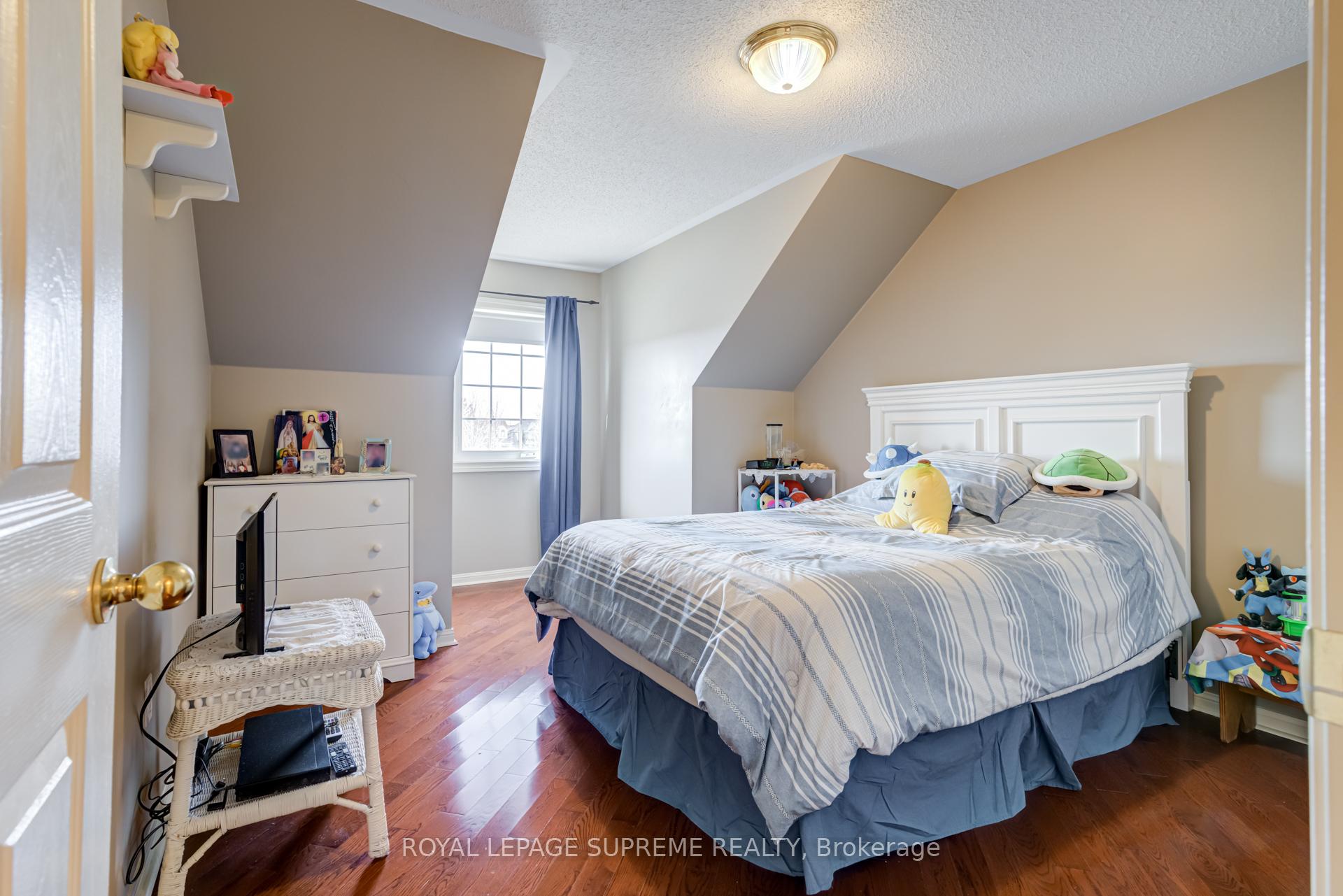 Photo 32 of 433 Trudeau Drive, Milton, Clarke — HOMEH
