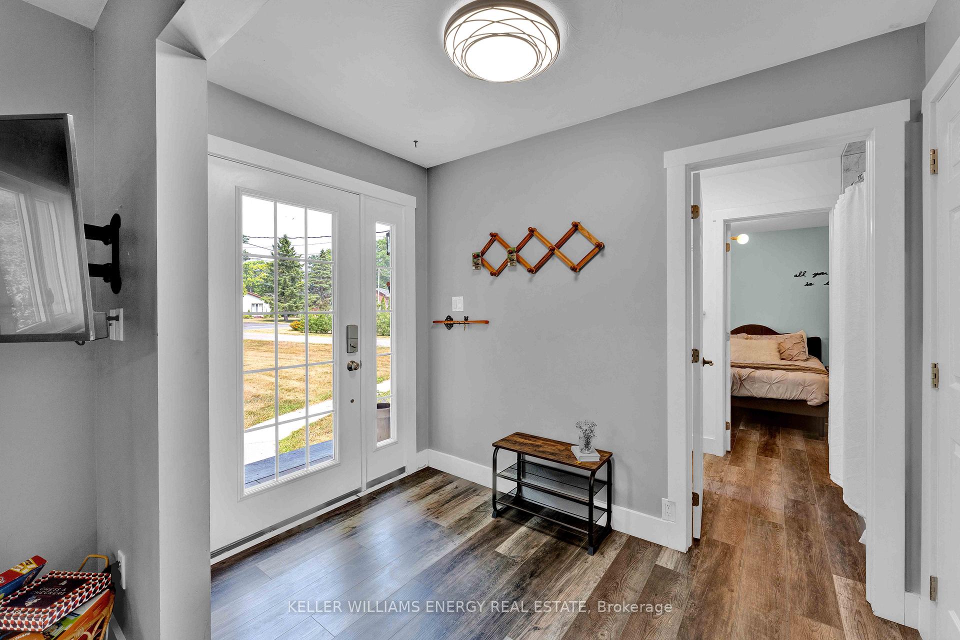 Photo 4 of 18 Lodge Road, Quinte West, Murray Ward — HOMEH