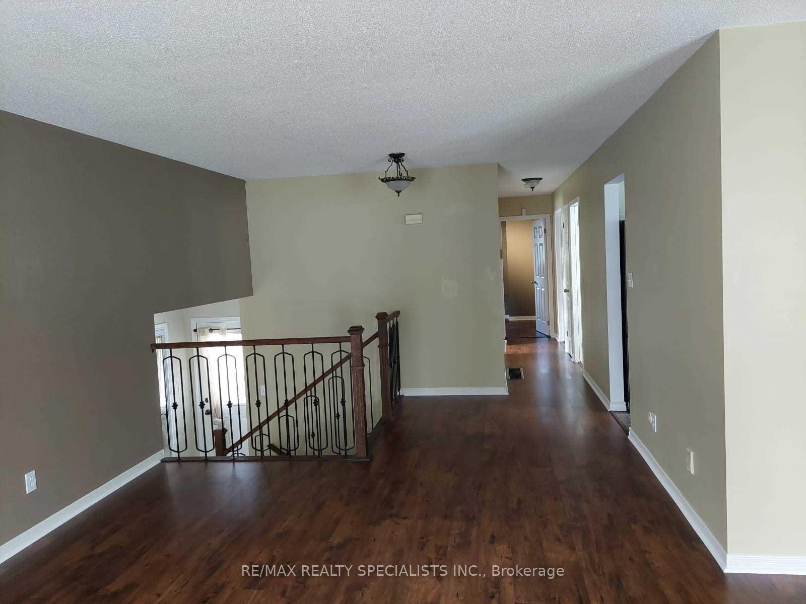 Photo 4 of 28 Briardale Boulevard, Quinte West, Trenton Ward — HOMEH