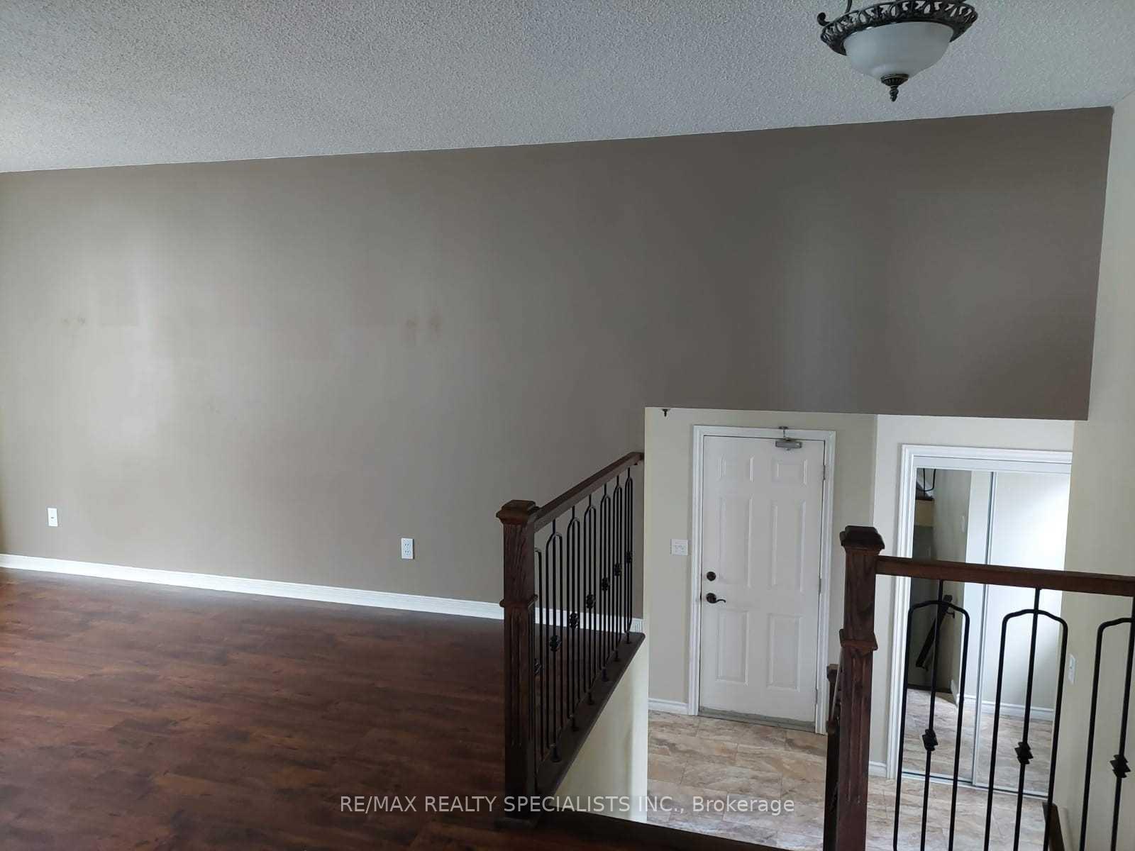 Photo 5 of 28 Briardale Boulevard, Quinte West, Trenton Ward — HOMEH