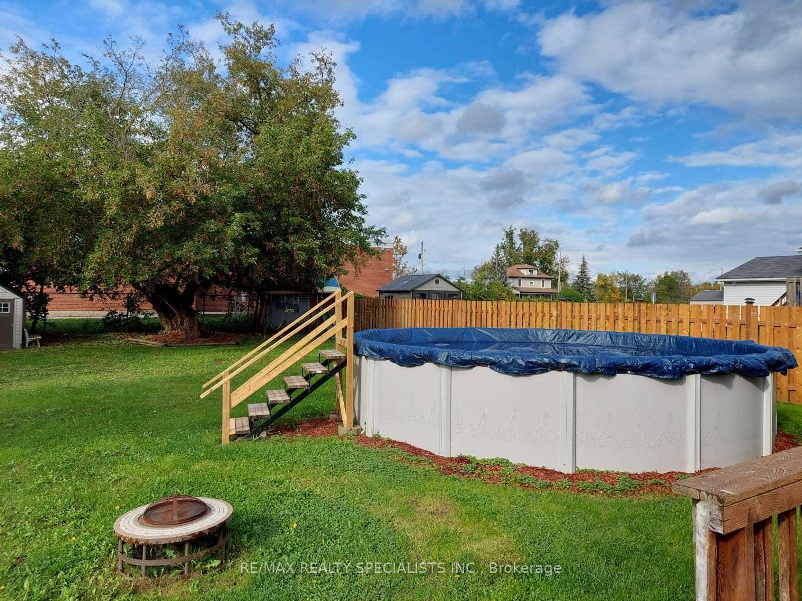 Photo 13 of 28 Briardale Boulevard, Quinte West, Trenton Ward — HOMEH
