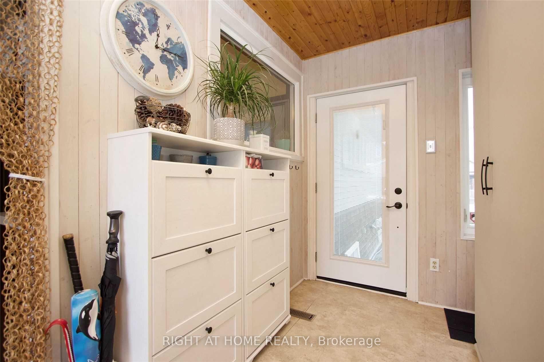 Photo 2 of 44 Gladstone Avenue, Oshawa, McLaughlin — HOMEH