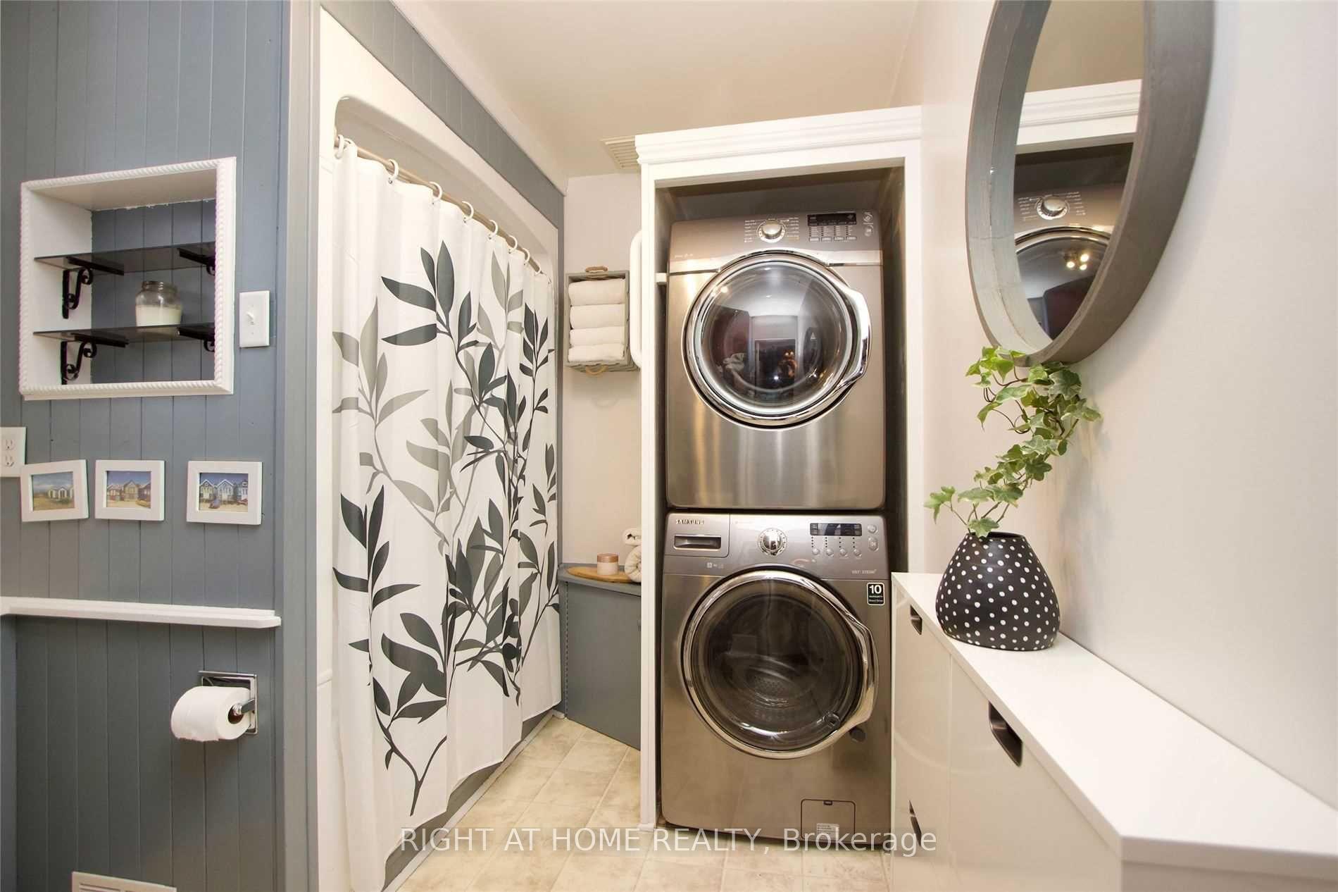 Photo 8 of 44 Gladstone Avenue, Oshawa, McLaughlin — HOMEH