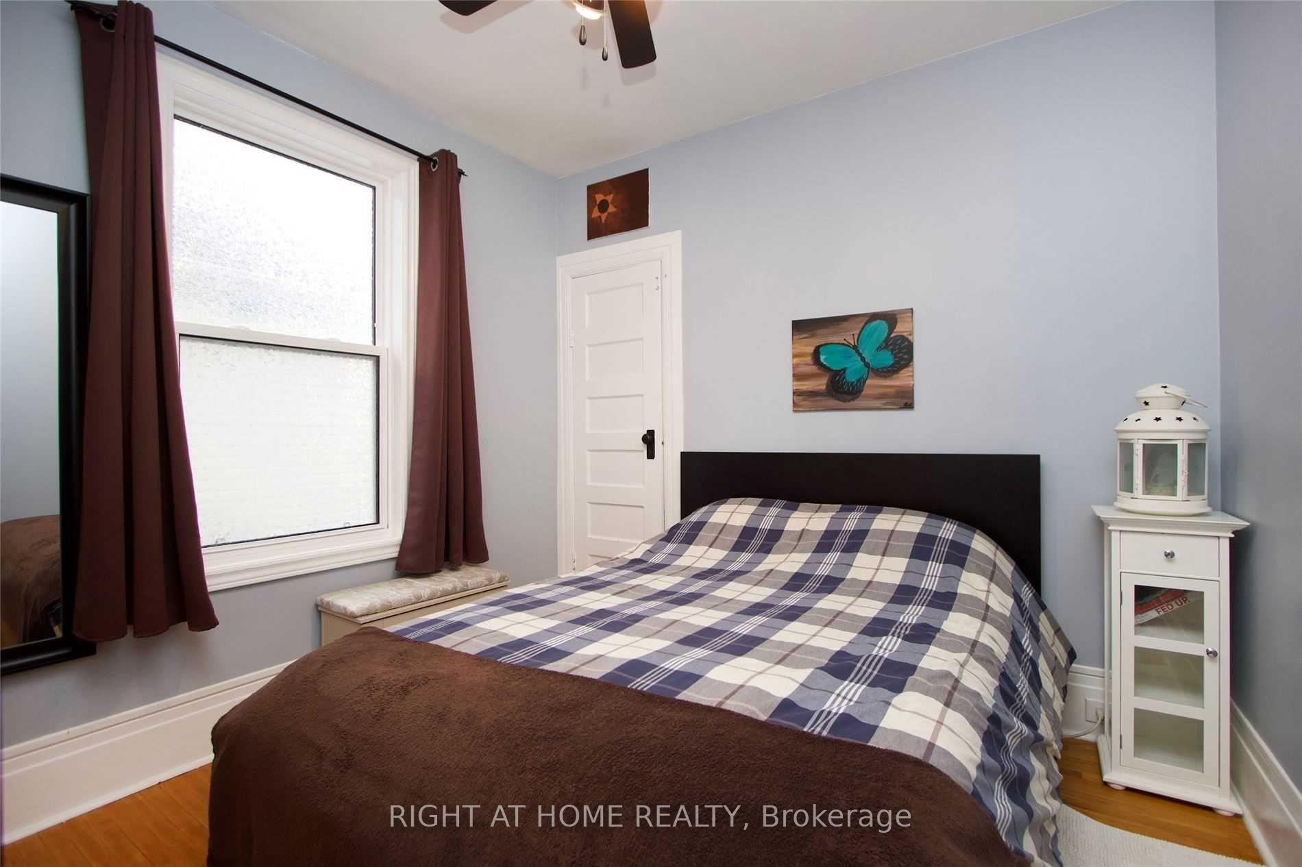Photo 16 of 44 Gladstone Avenue, Oshawa, McLaughlin — HOMEH