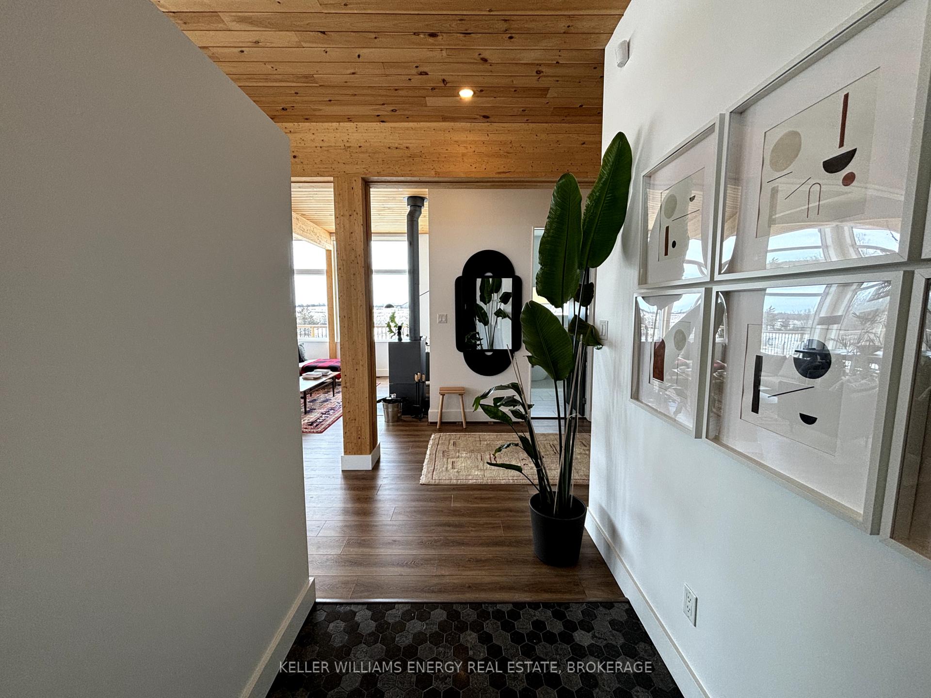 Photo 4 of 1594 County Road 7, Prince Edward County, North Marysburg Ward — HOMEH