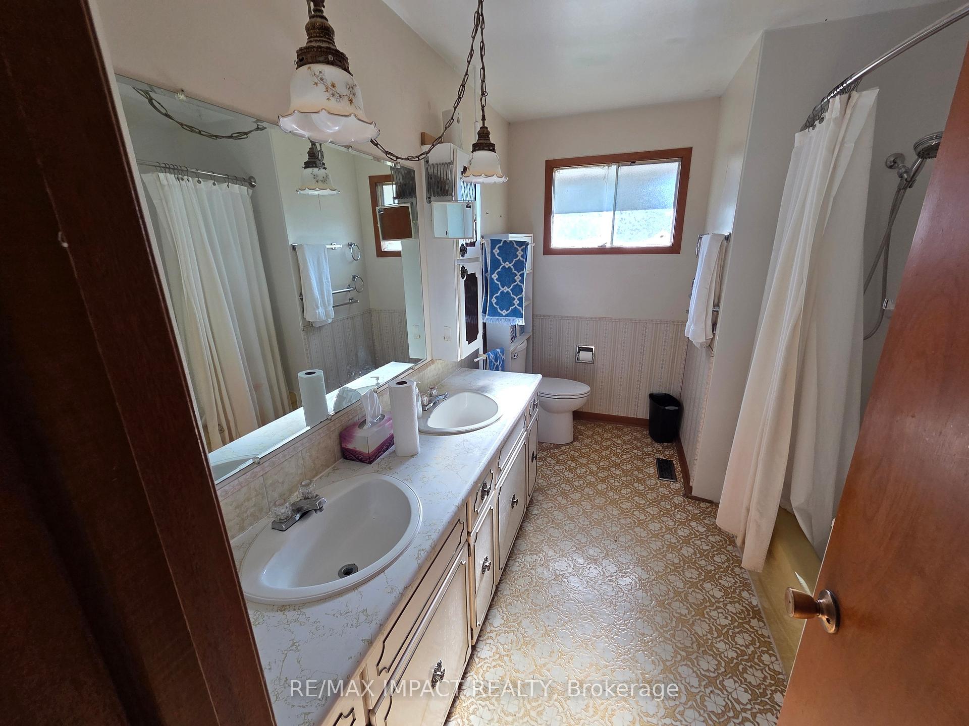 Photo 12 of 147 Burns Avenue, Quinte West, Sidney Ward — HOMEH