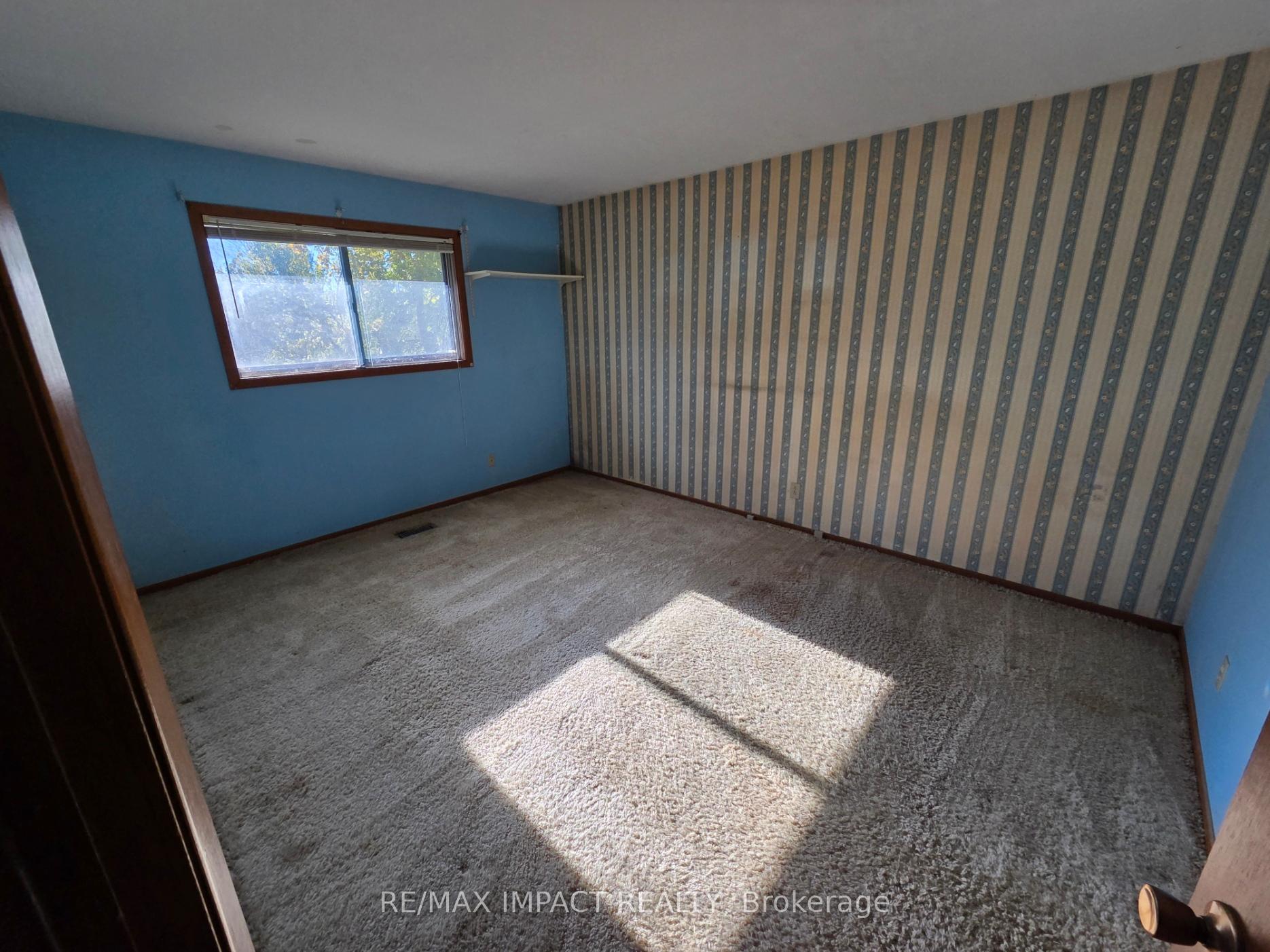 Photo 14 of 147 Burns Avenue, Quinte West, Sidney Ward — HOMEH