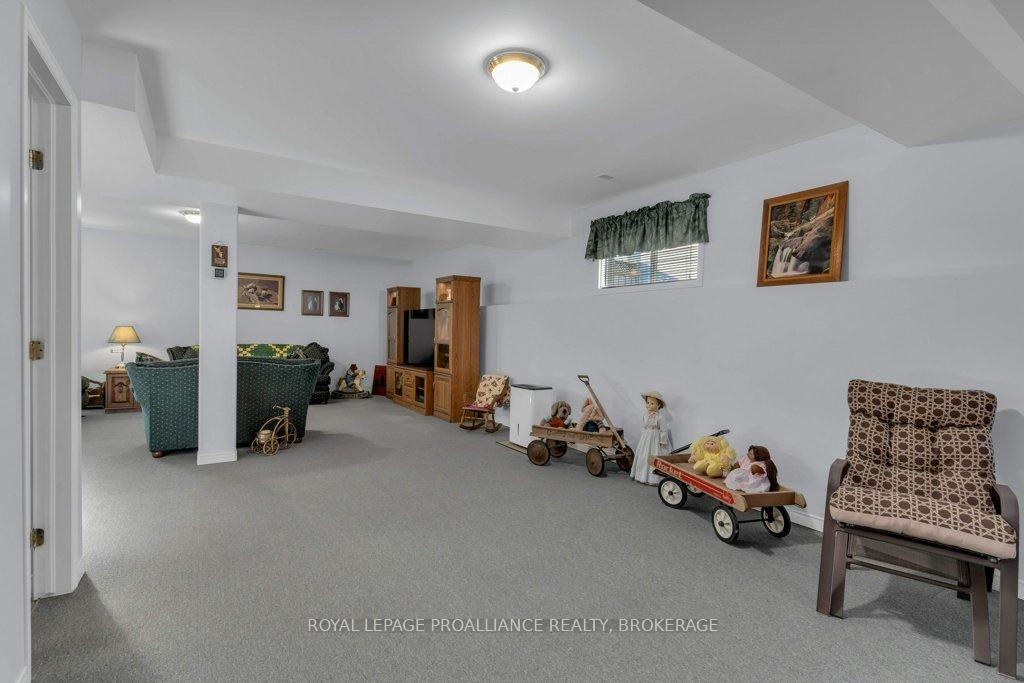 Photo 24 of 545 Magnolia Drive, Kingston, Kingston East (Incl Barret Crt) — HOMEH