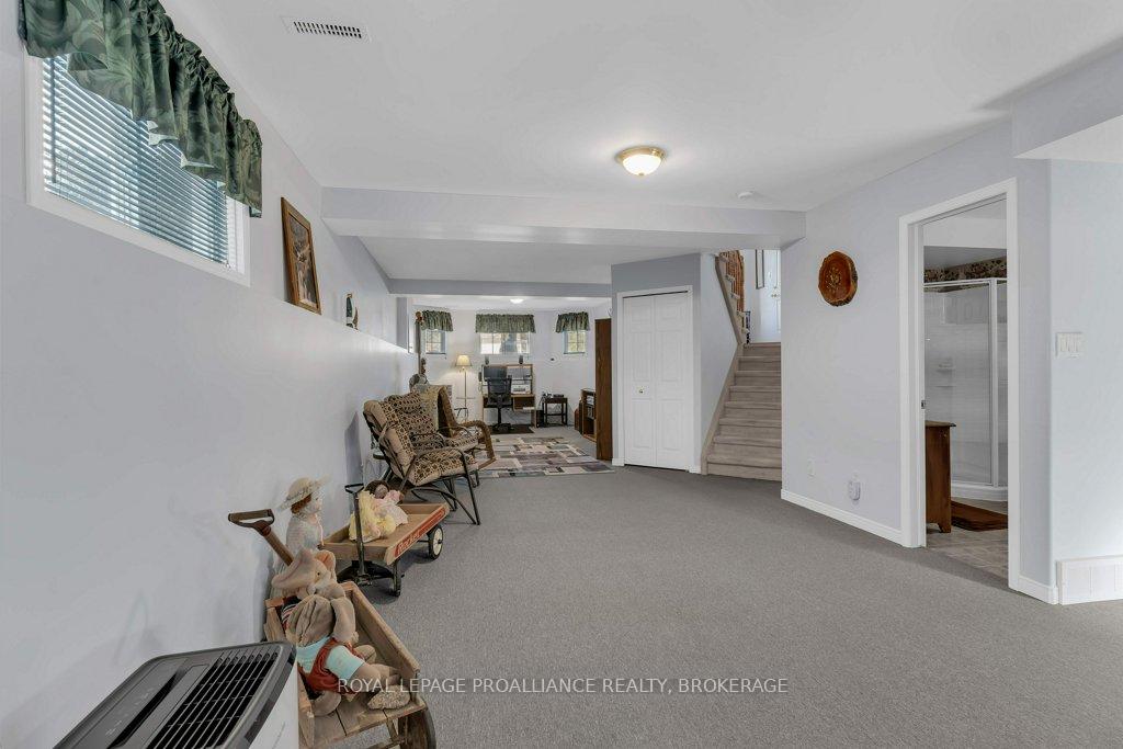 Photo 25 of 545 Magnolia Drive, Kingston, Kingston East (Incl Barret Crt) — HOMEH