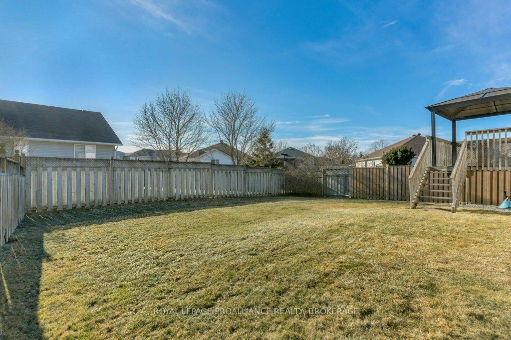 Photo 37 of 545 Magnolia Drive, Kingston, Kingston East (Incl Barret Crt) — HOMEH