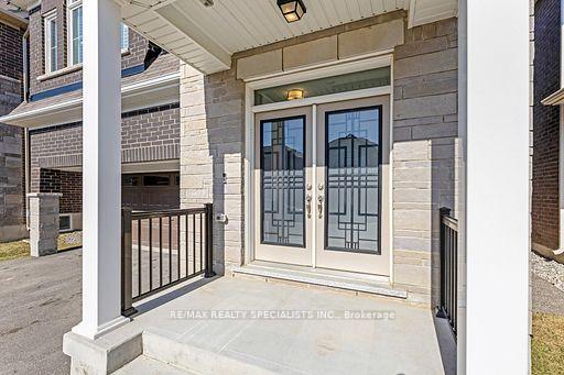Photo 2 of 882 Magnolia Terrace, Milton, Cobban — HOMEH