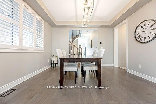 Photo 18 of 882 Magnolia Terrace, Milton, Cobban — HOMEH