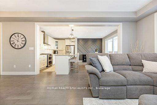 Photo 20 of 882 Magnolia Terrace, Milton, Cobban — HOMEH
