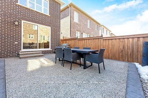 Photo 35 of 882 Magnolia Terrace, Milton, Cobban — HOMEH