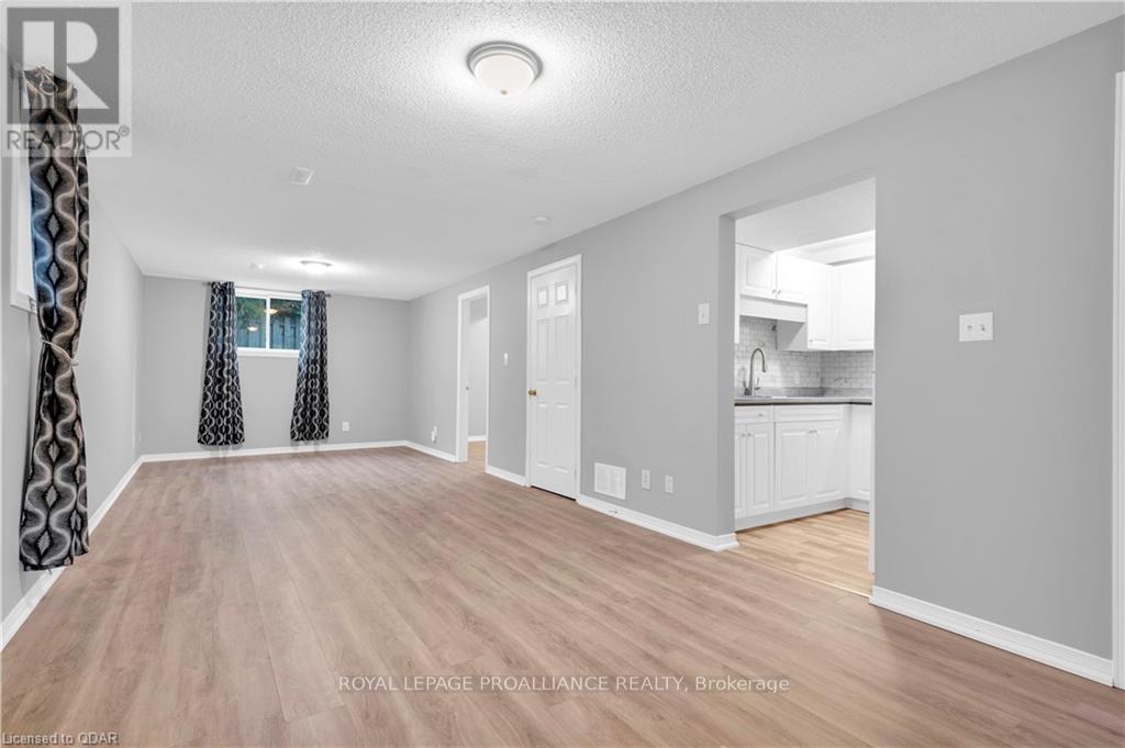 Photo 2 of 27B Metcalfe Street, Quinte West, Trenton Ward — HOMEH
