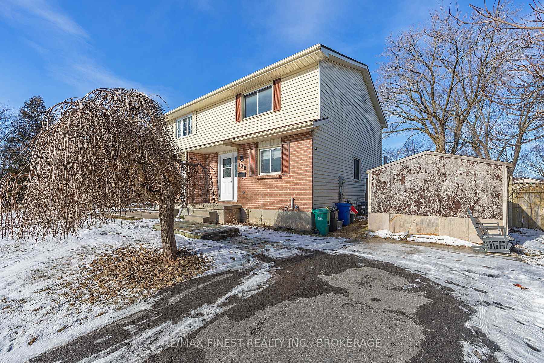 Photo 3 of 136 Jean Worrell Crescent, Kingston, Rideau — HOMEH