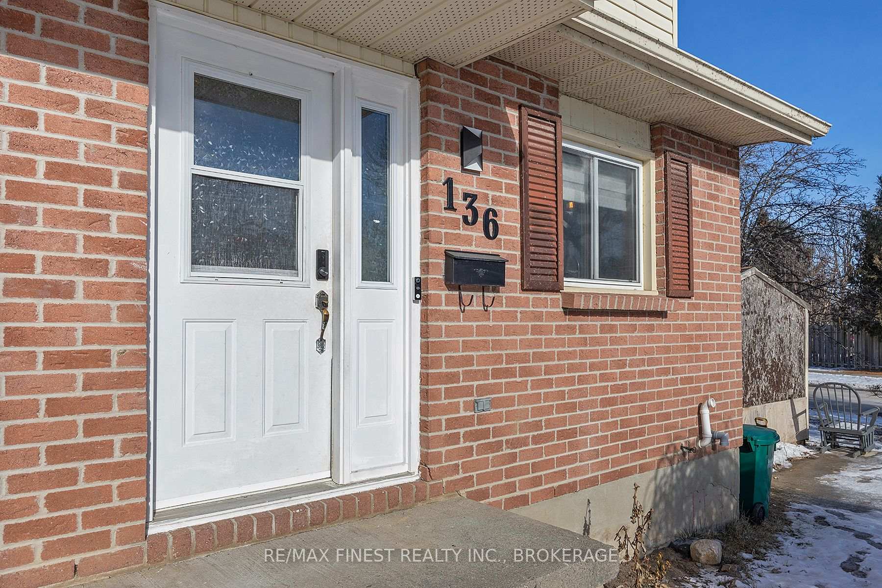 Photo 5 of 136 Jean Worrell Crescent, Kingston, Rideau — HOMEH