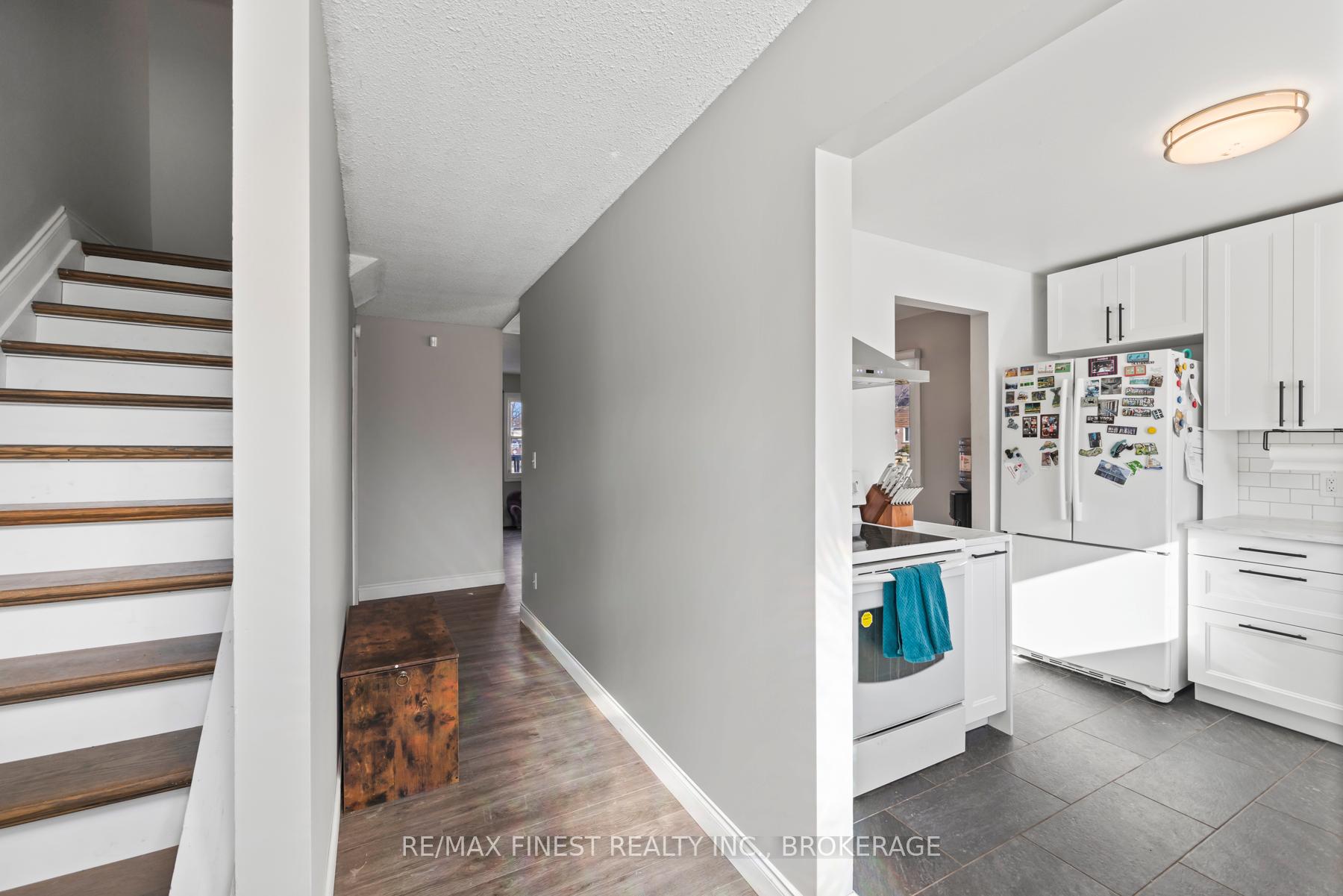 Photo 7 of 136 Jean Worrell Crescent, Kingston, Rideau — HOMEH