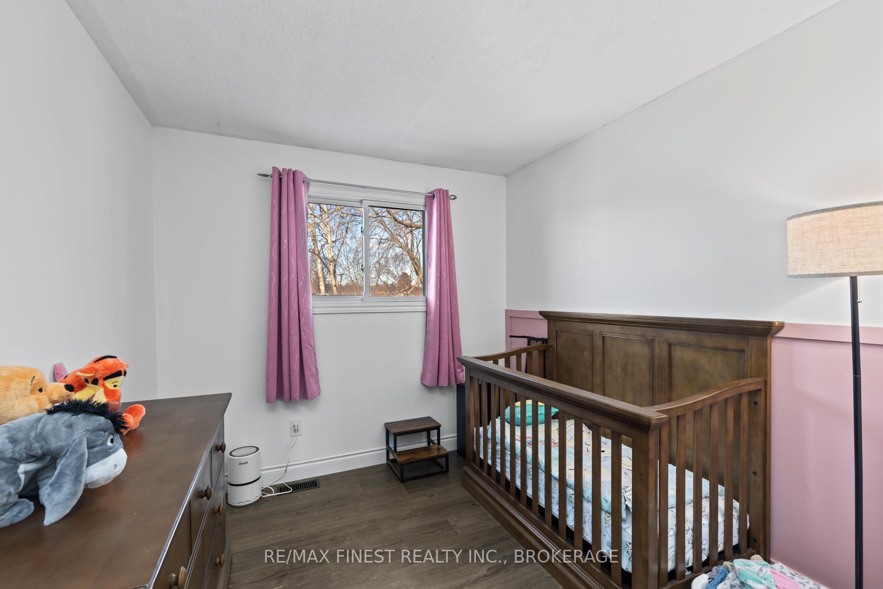 Photo 19 of 136 Jean Worrell Crescent, Kingston, Rideau — HOMEH