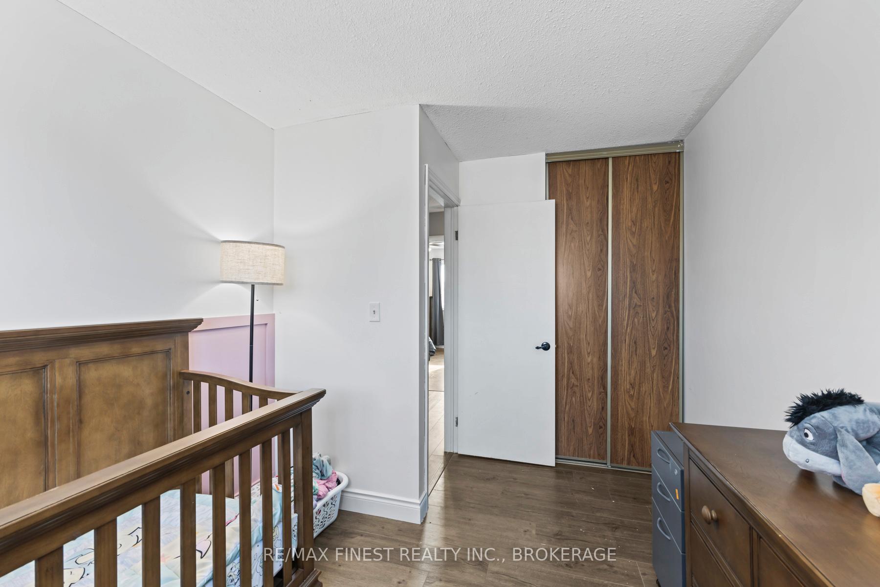 Photo 20 of 136 Jean Worrell Crescent, Kingston, Rideau — HOMEH