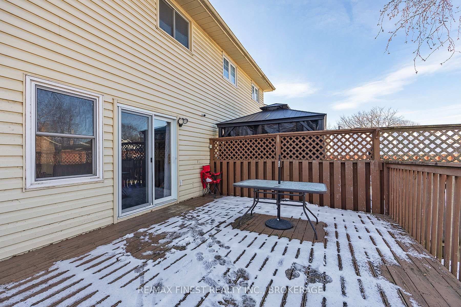 Photo 35 of 136 Jean Worrell Crescent, Kingston, Rideau — HOMEH