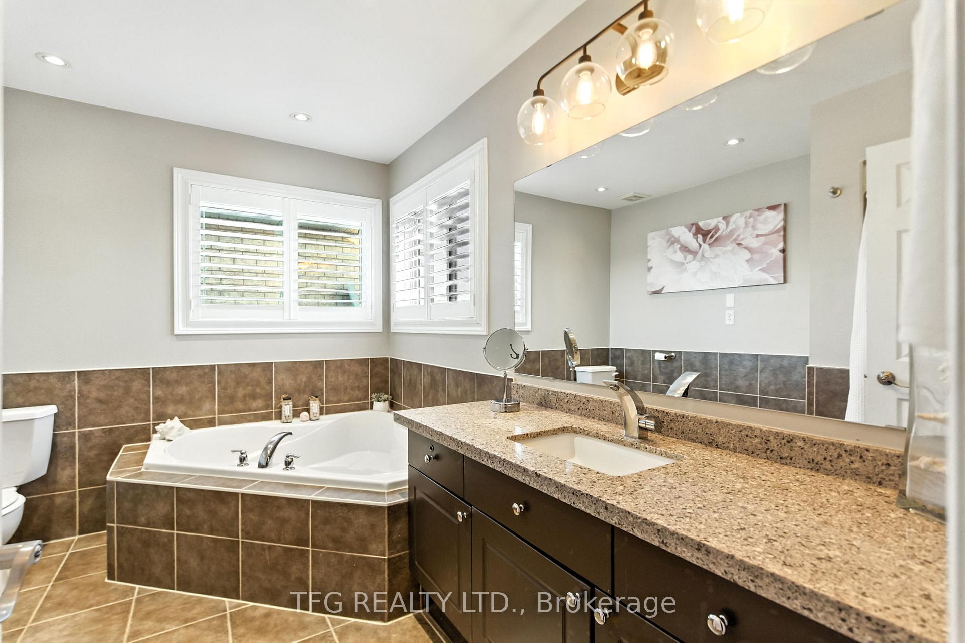 Photo 22 of 1588 Spencely Drive, Oshawa, Taunton — HOMEH