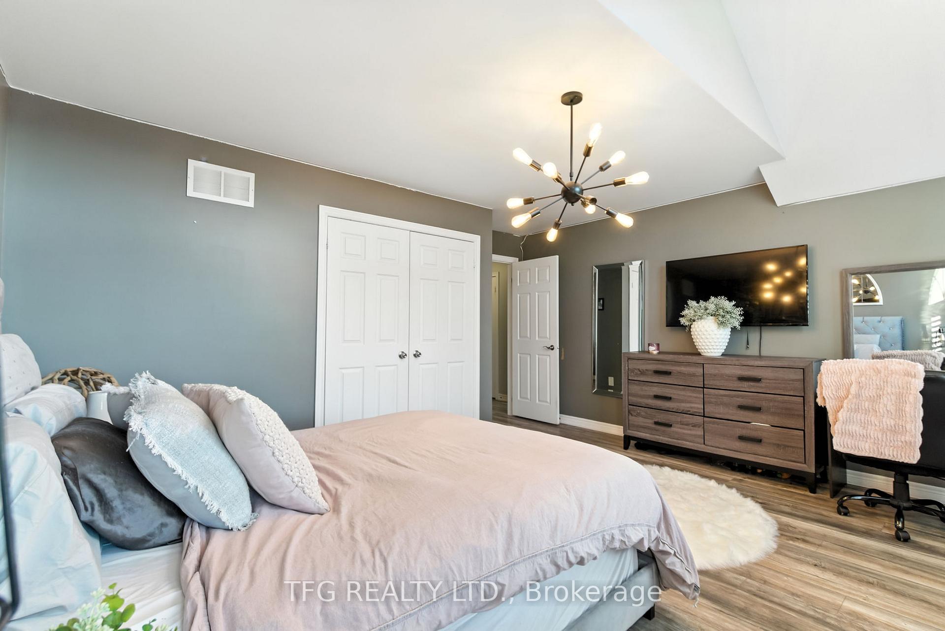 Photo 30 of 1588 Spencely Drive, Oshawa, Taunton — HOMEH