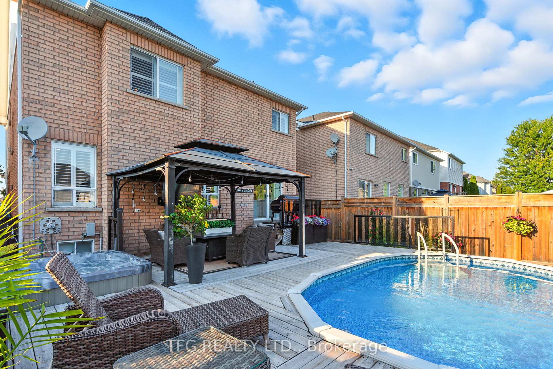 Photo 42 of 1588 Spencely Drive, Oshawa, Taunton — HOMEH