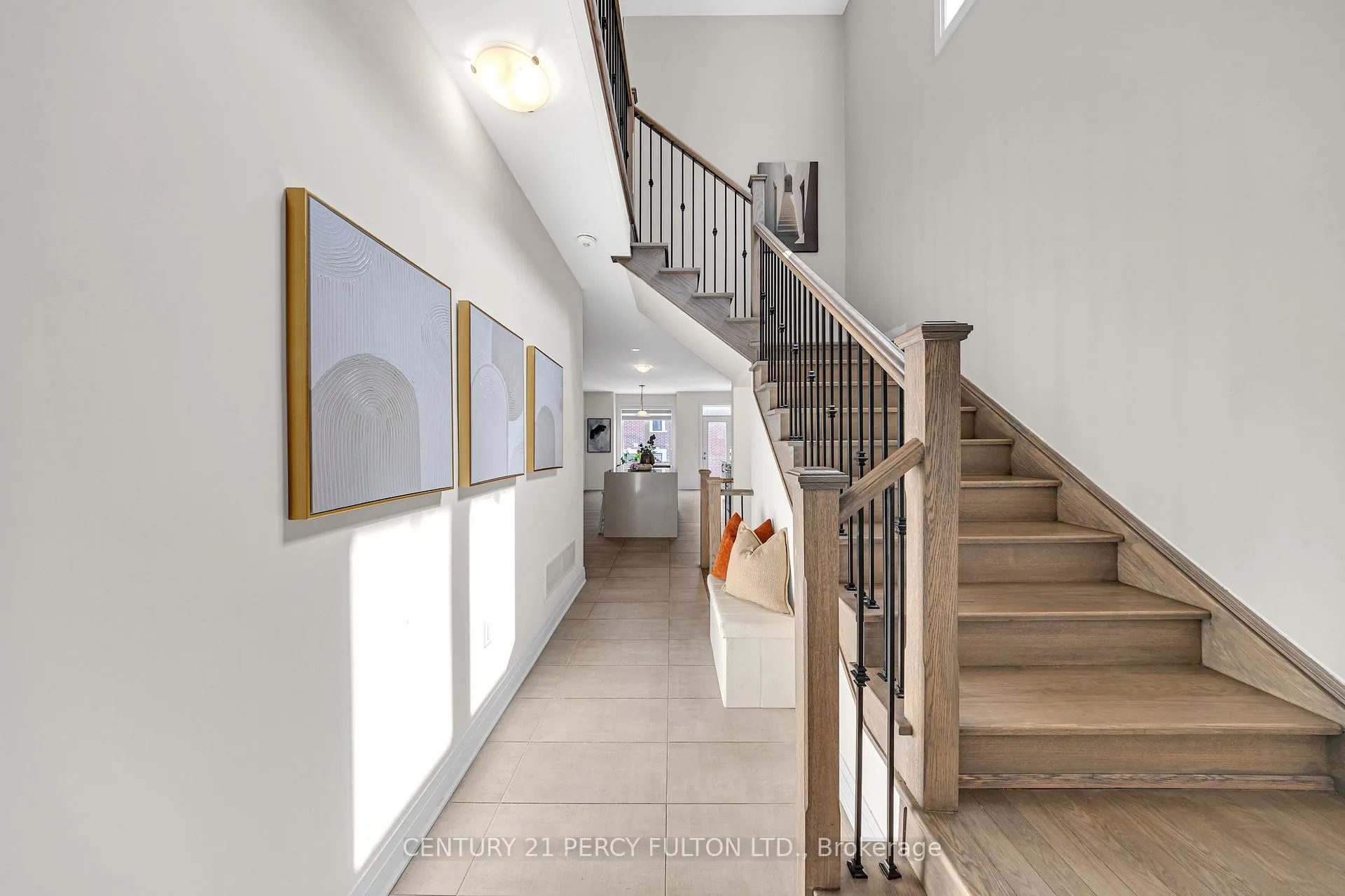 Photo 4 of 3136 Willowridge Path, Pickering, Rural Pickering — HOMEH